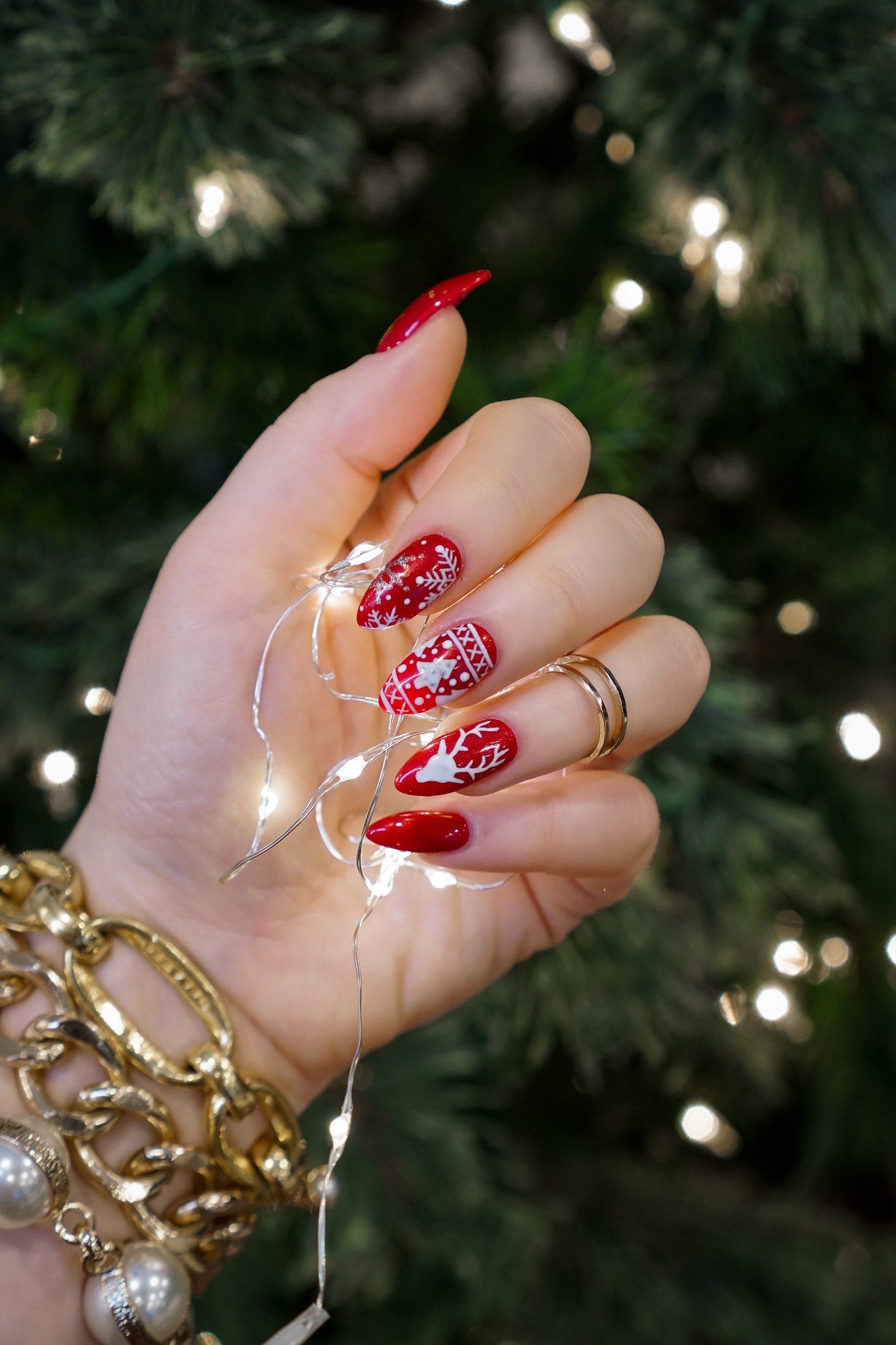 red christmas nail art designs